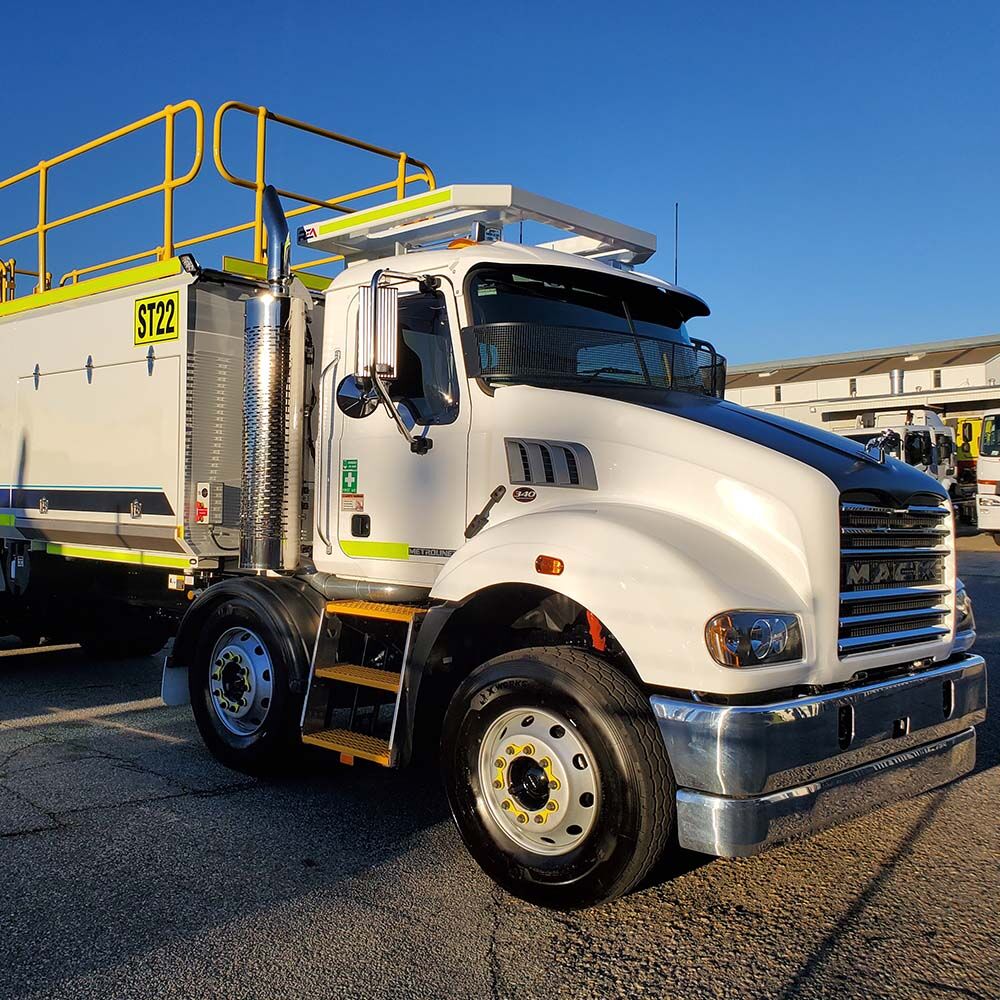 Mack Service Truck - Premium Plant Hire